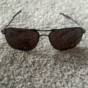 Oakley Tailhook chino 004087-05 121 sunglasses